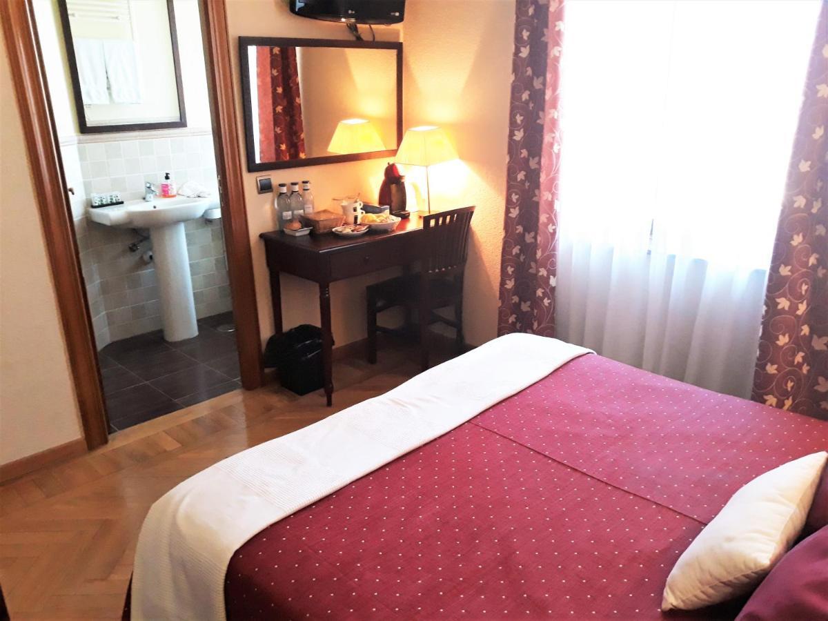 Hotel Rural Torreblanca Guadarrama Exteriör bild